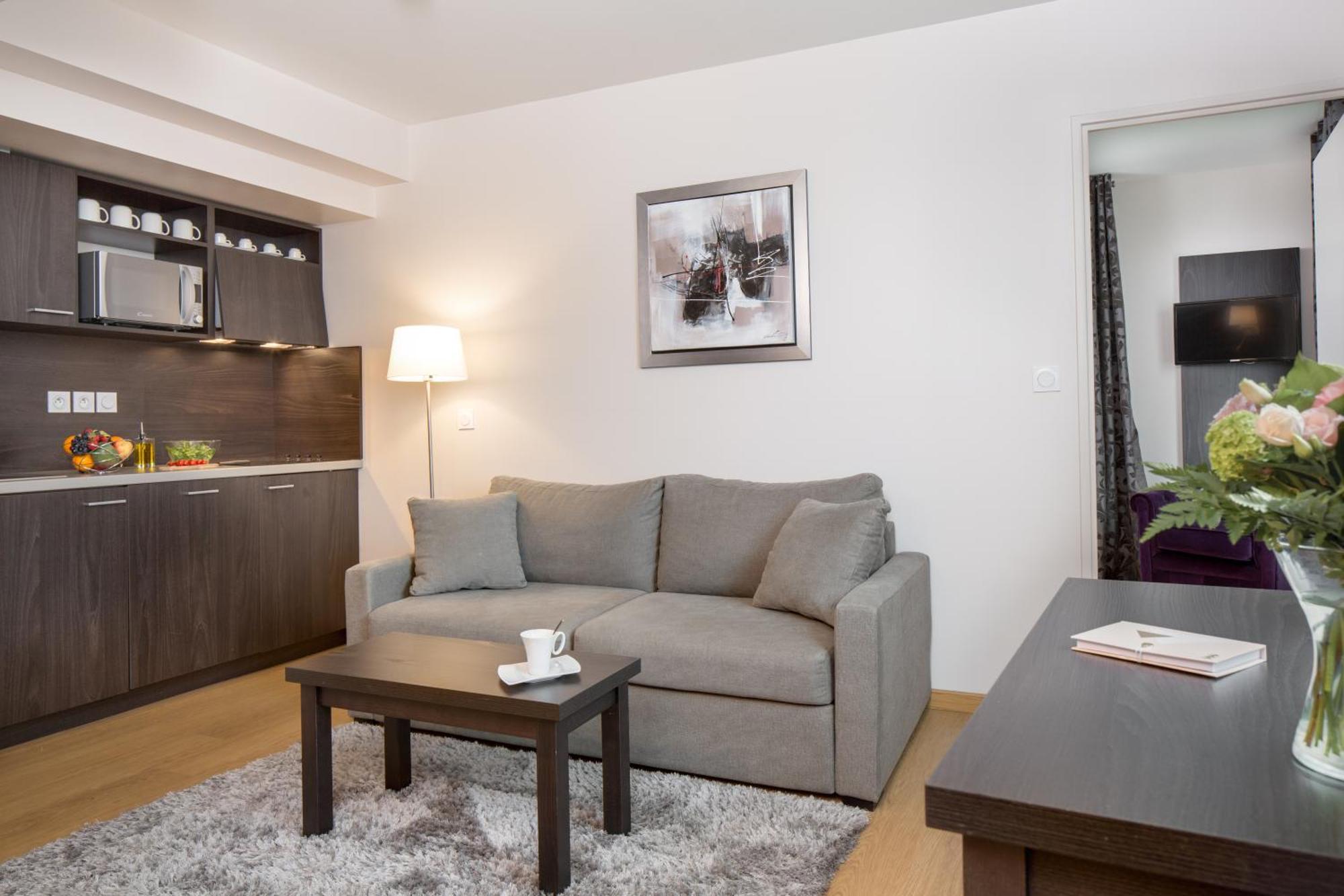 Hotel Seven Urban Centre