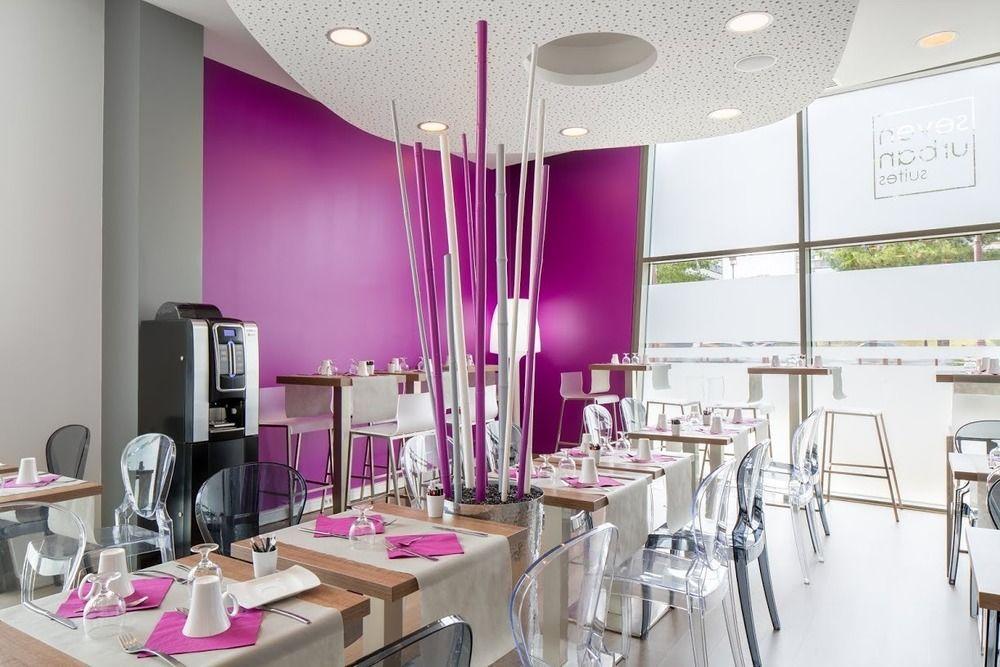 Seven Urban Centre Hotel 4*