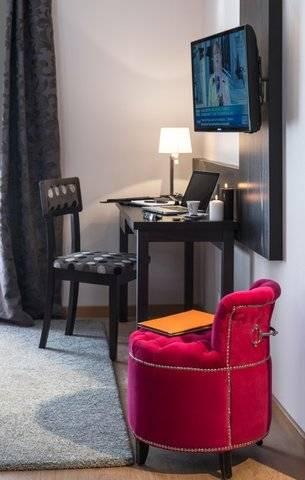 Hotel Seven Urban Centre